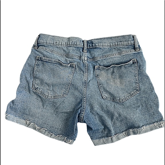 GAP Distressed Denim Shorts - Picture 2 of 4